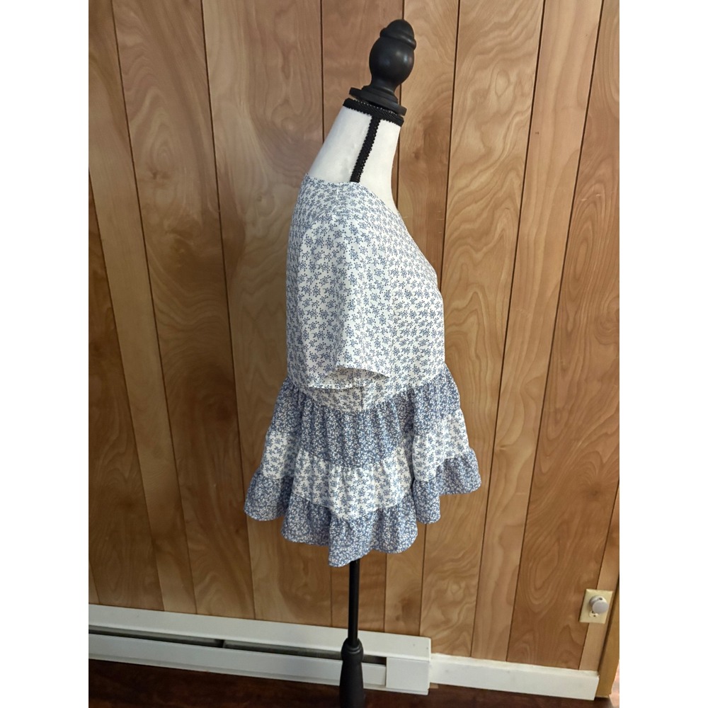 Paper Crane Women Blue White Floral Tiered Babydoll Top Small T41655D - Picture 2 of 7